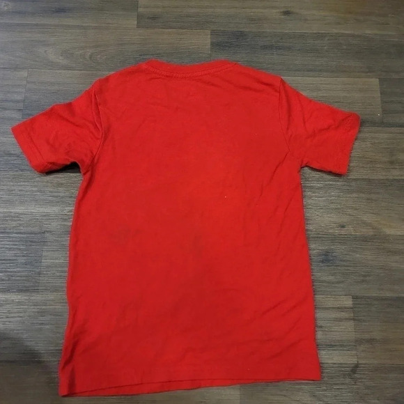 Holiday Time Red Graphic T-Shirt ( Santa’s Favorit - Picture 5 of 6